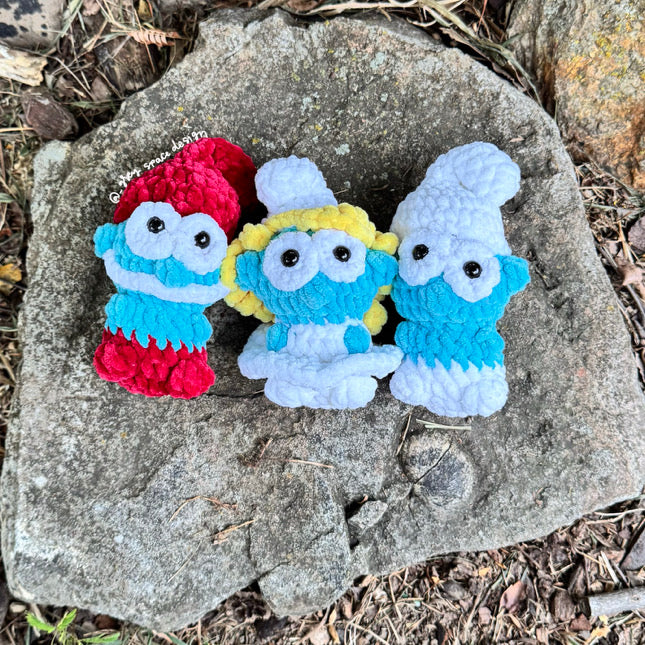 Itty Bitty Blue Guy Pattern
