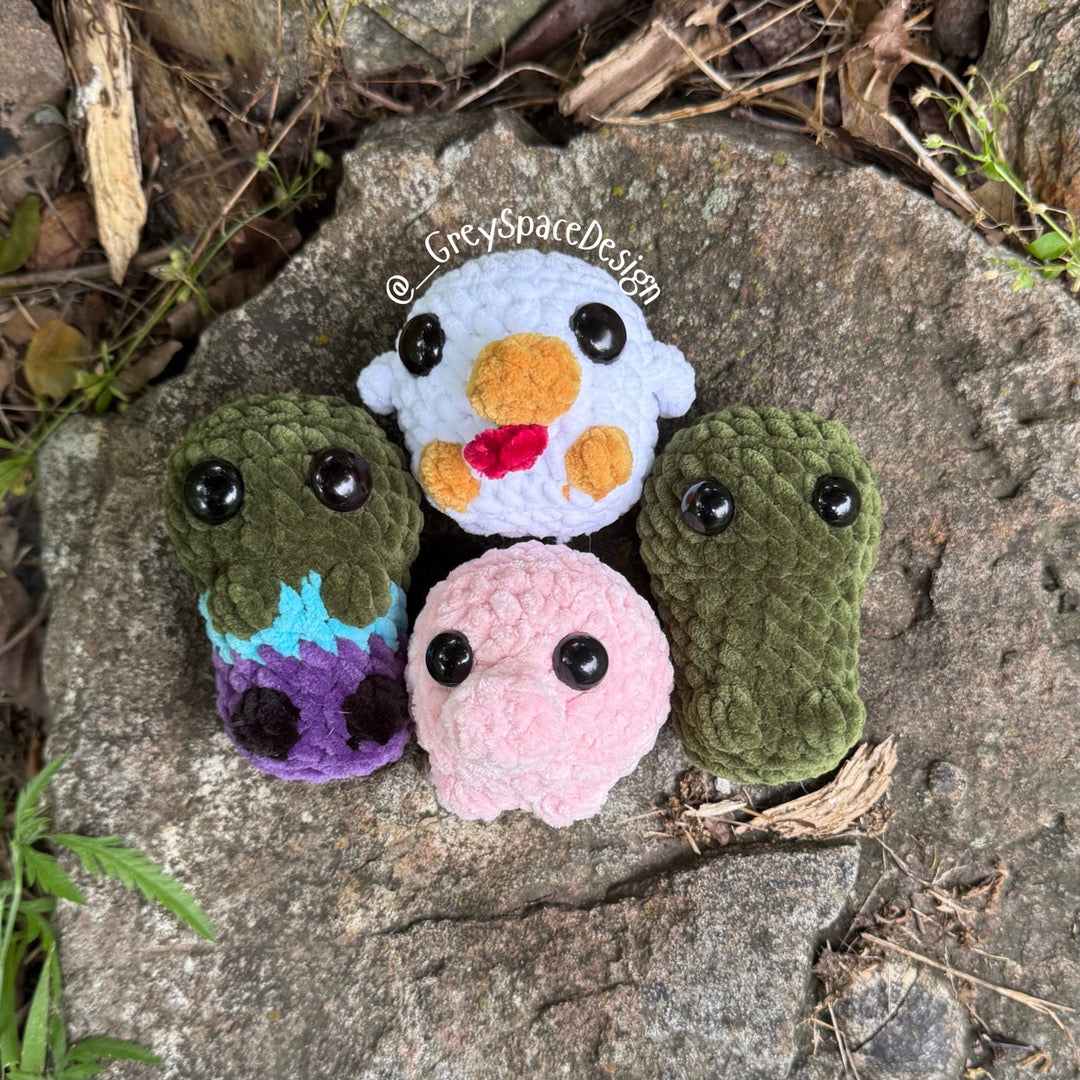 Itty Bitty Creepers crochet pattern