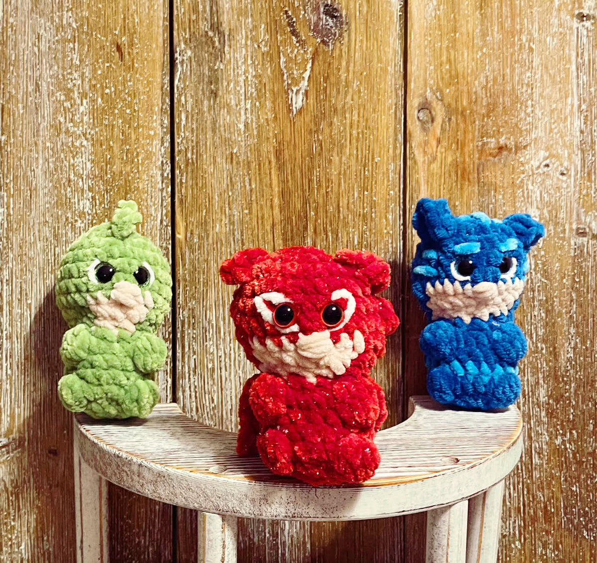 Itty Bitty Masked Hero Pattern