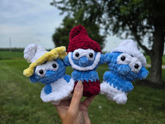 Itty Bitty Blue Guy Pattern