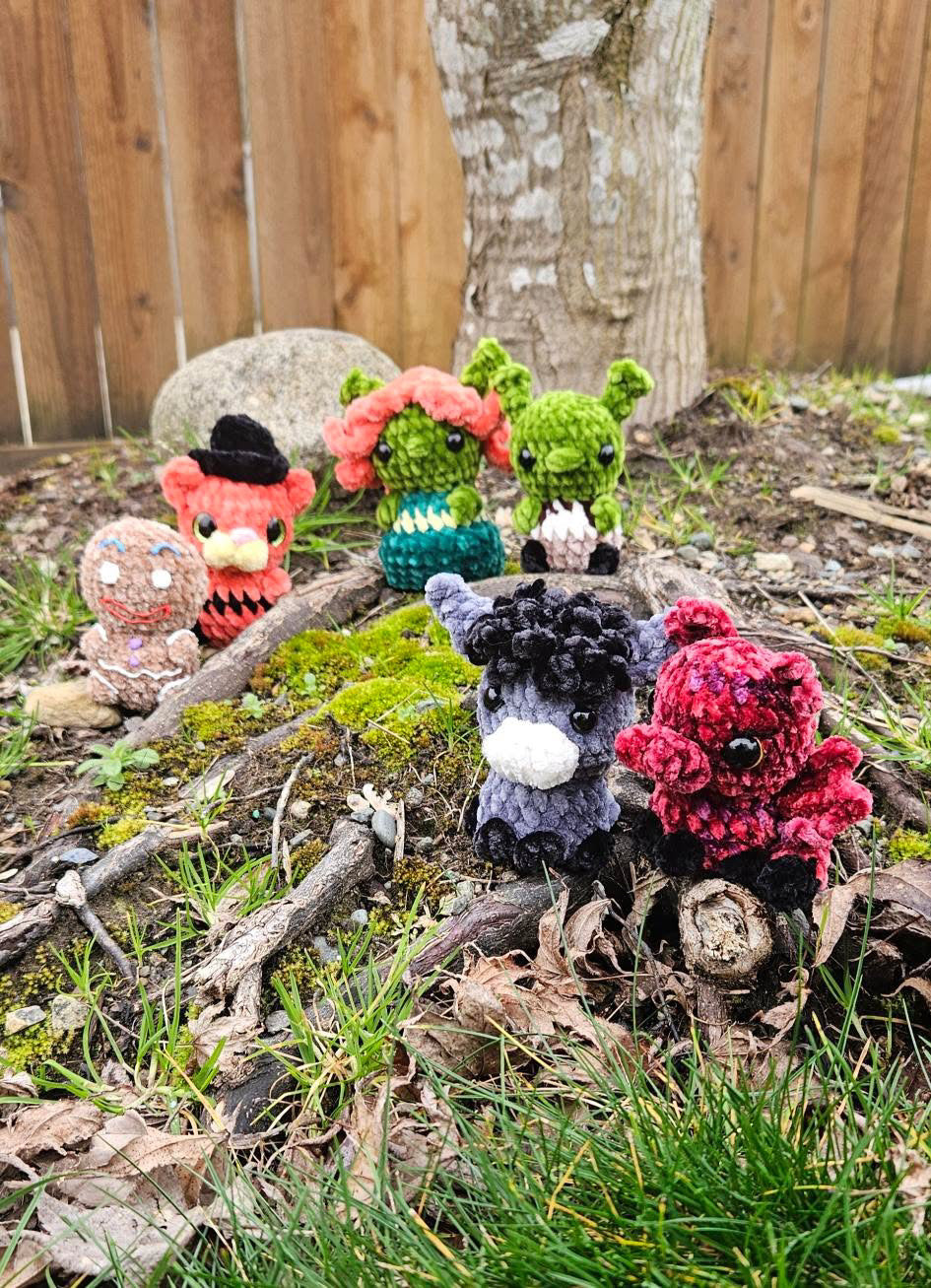 Itty Bitty Ogre Family Crochet pattern