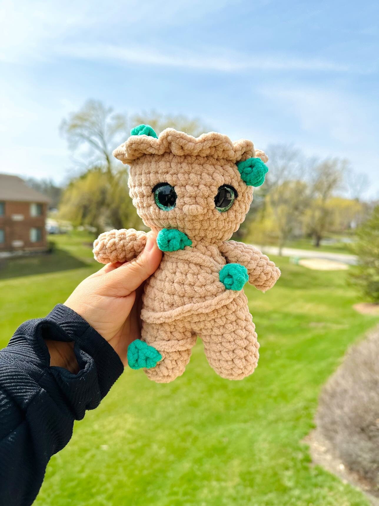 Baby Space Tree Man crochet pattern. No-sew