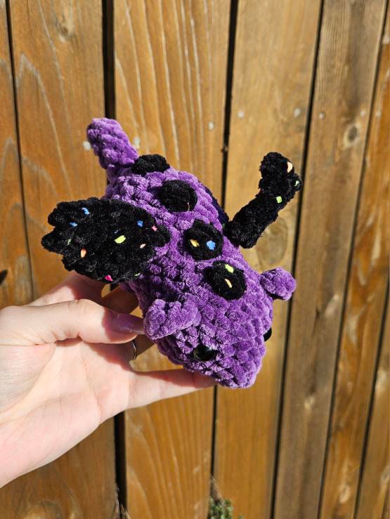 Oscar the NO-sew dragon pattern.  Dragon. No-sew.  Pocket sized  stuffed plushie
