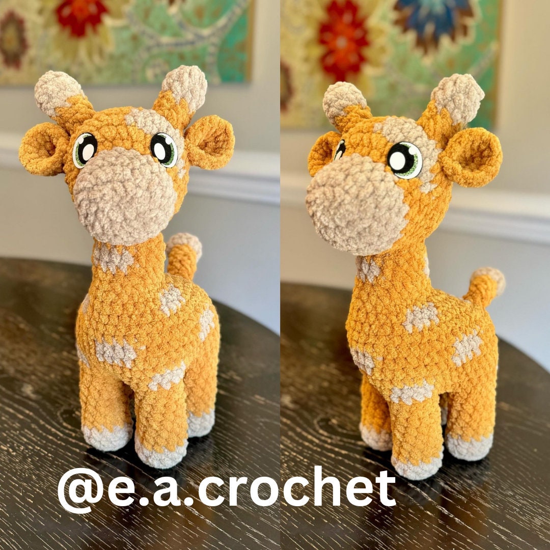 Standing Crochet Giraffe Pattern.     crochet. amigurumi plushies giraffe