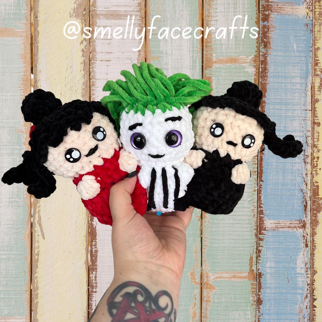 Itty Bitty Beetle Kid/ Bride crochet pattern