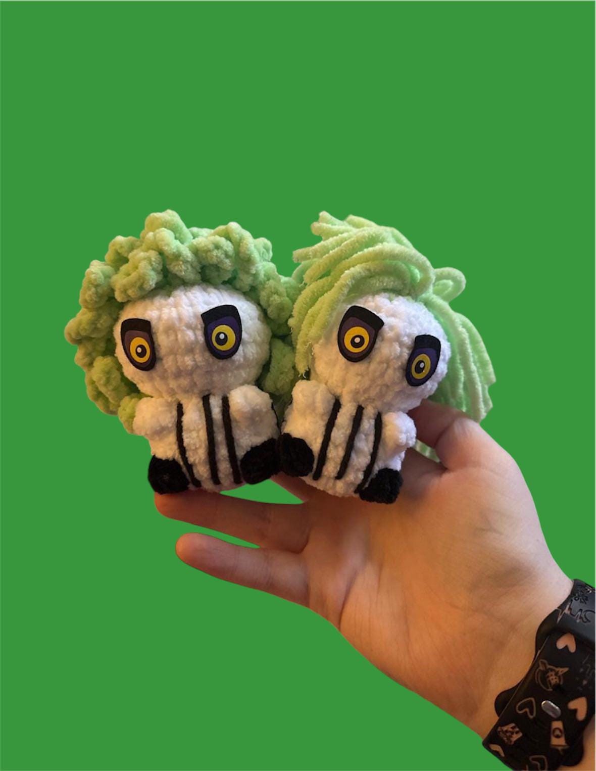 Itty Bitty Beetle Kid/ Bride crochet pattern