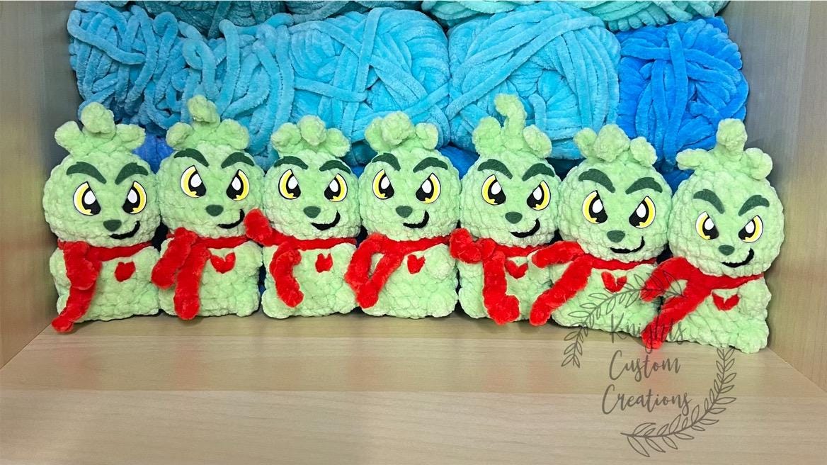 Itty Bitty Whooo Group Crochet Pattern
