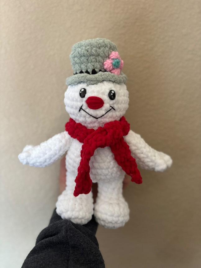 Friendly Snowman Crochet Pattern