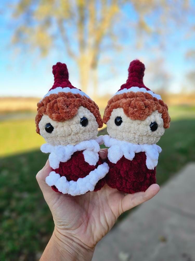 Itty Bitty Elf Crochet pattern