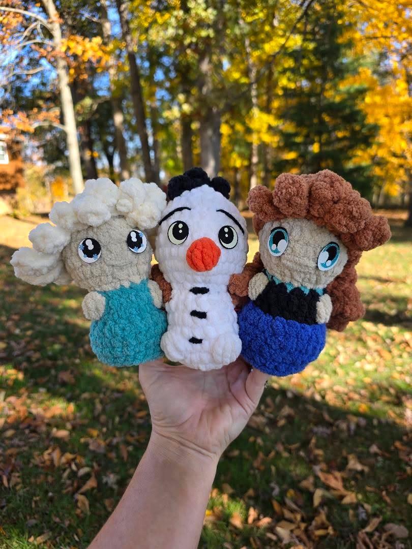 Itty Bitty Snow group