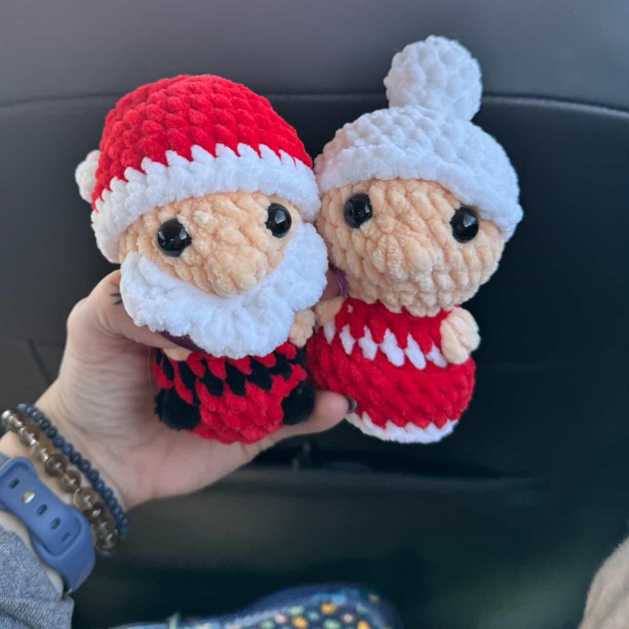 Itty Bitty Claus Crew Crochet Pattern